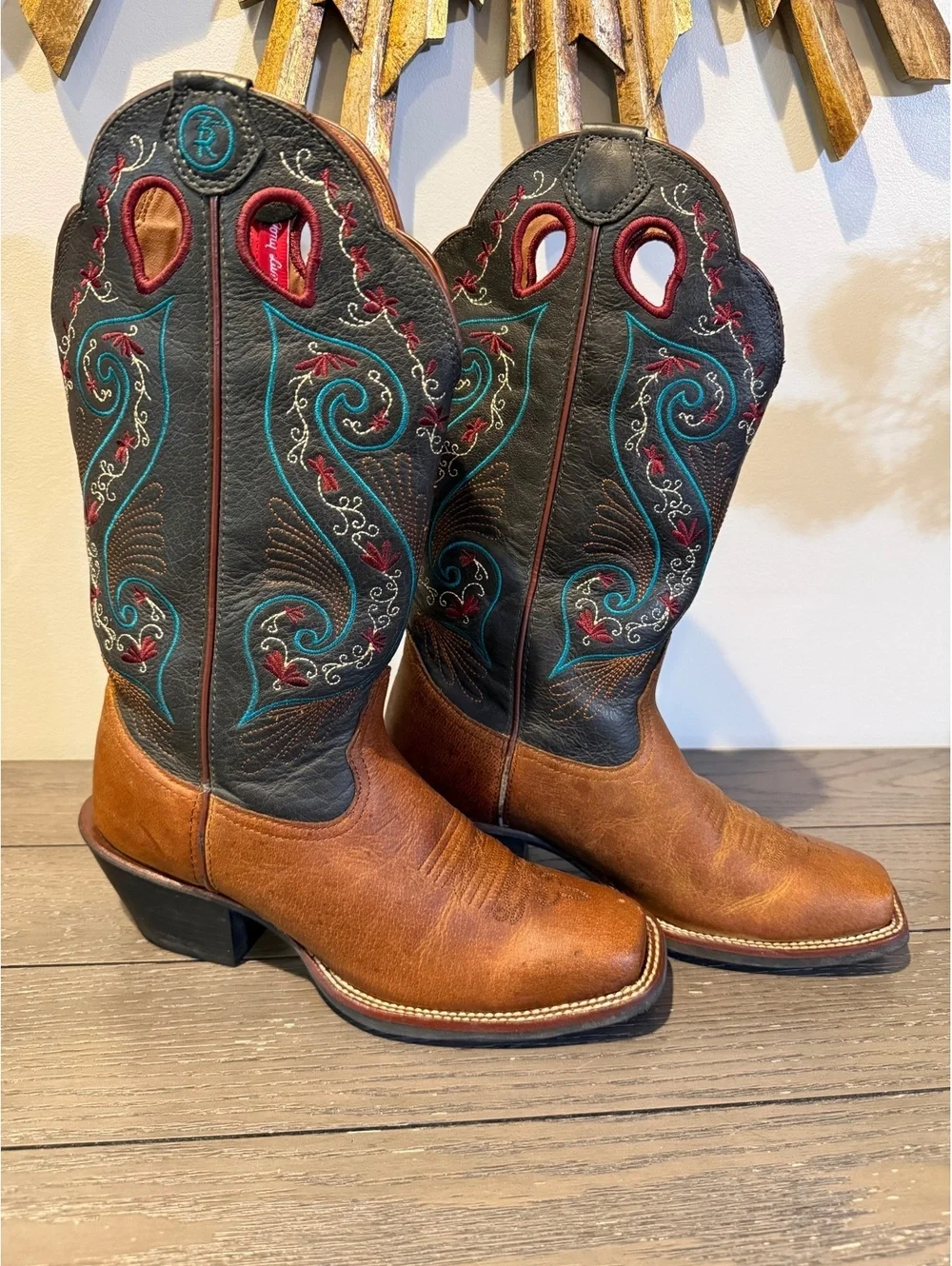 Tony Lama Women’s Western Cowboy Boots Size 8.5